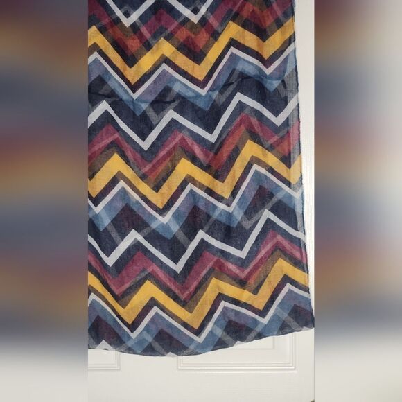 Lightweight Infinity Fashion Scarf Navy Blue Burgundy Yellow Zig Zag Boho 19x68" - Picture 5 of 5